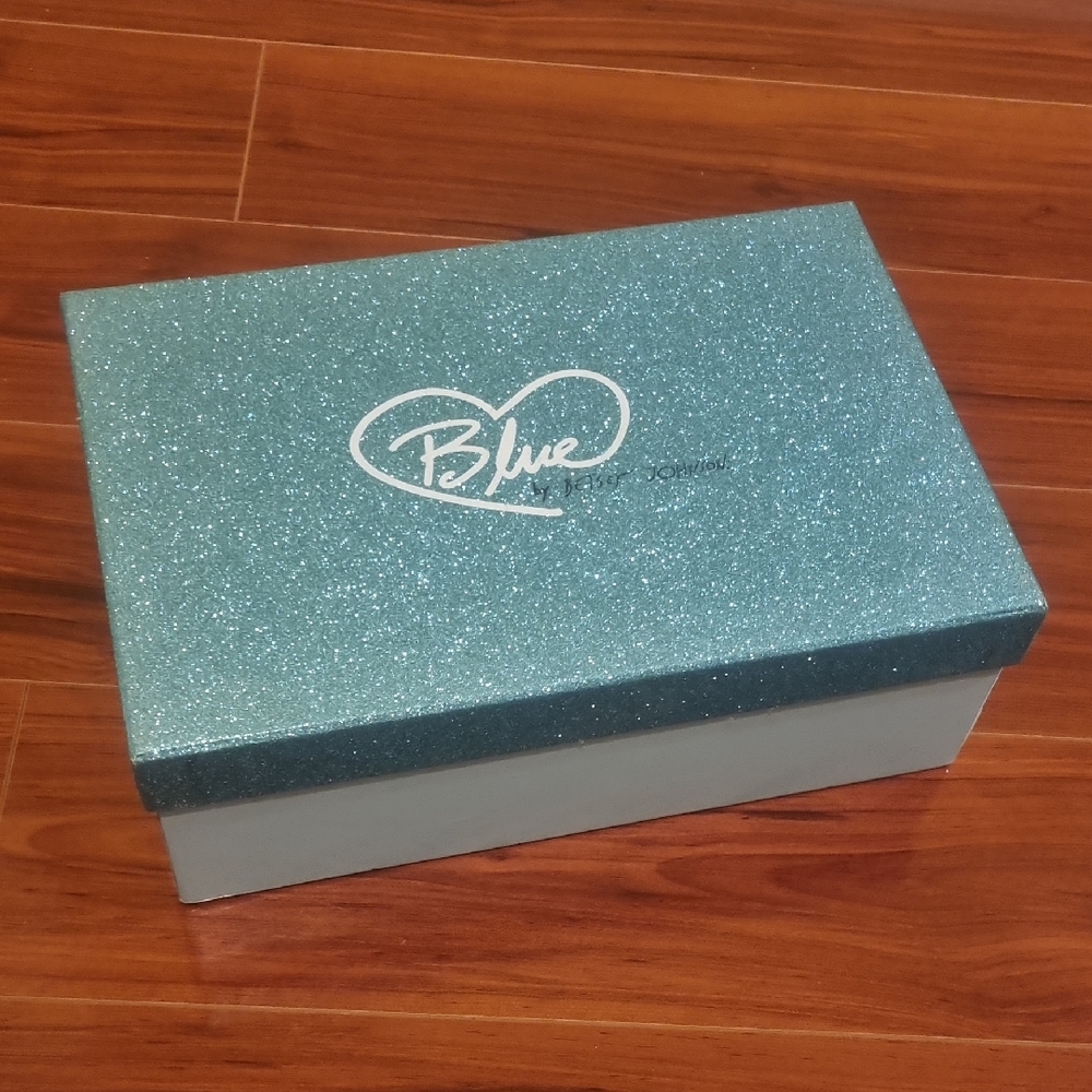 BLUE By Betsey Johnson Shoe Box
